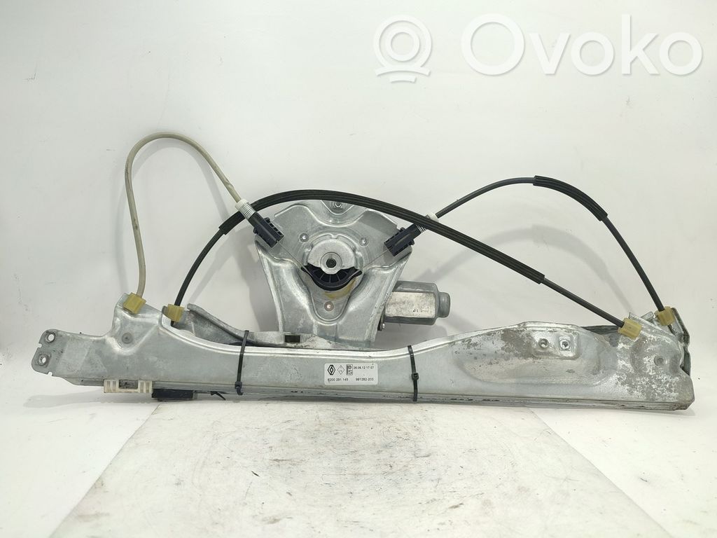 Regulador manual de la ventanilla delantera   8200291145,8200291145