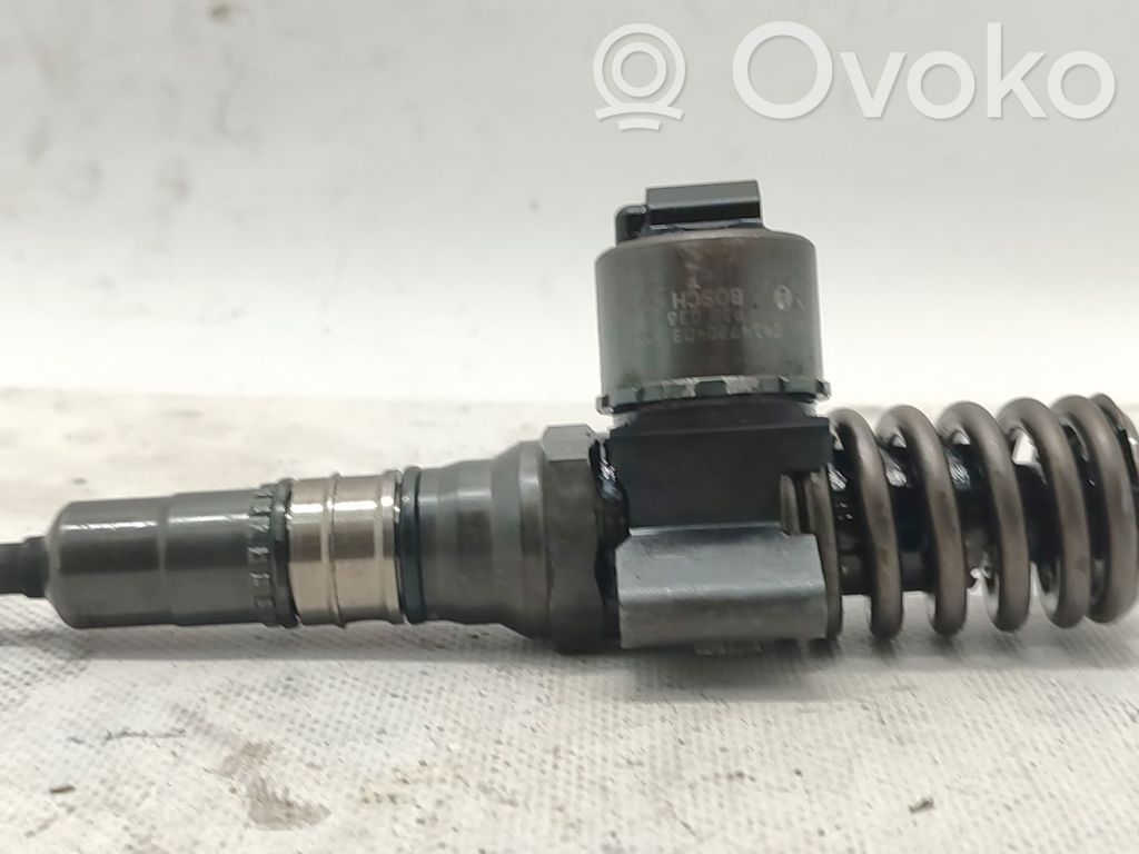 Inyector de combustible   03G130073B,0414720403