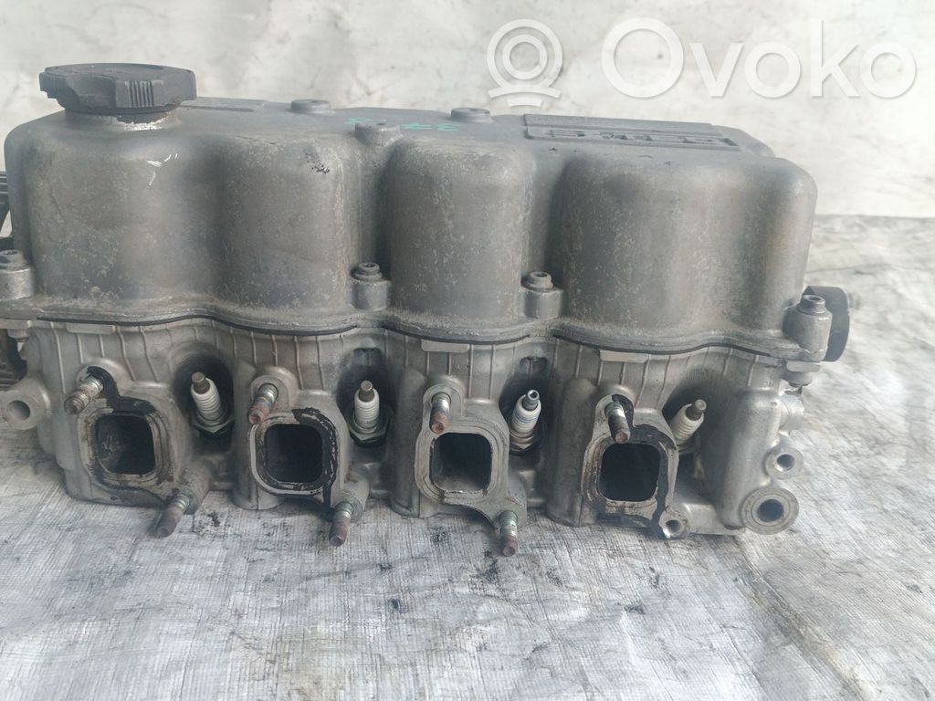 Culata del motor   96814882