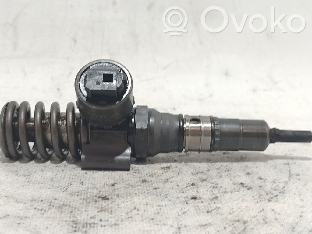 Inyector de combustible   0414720404,0414720404