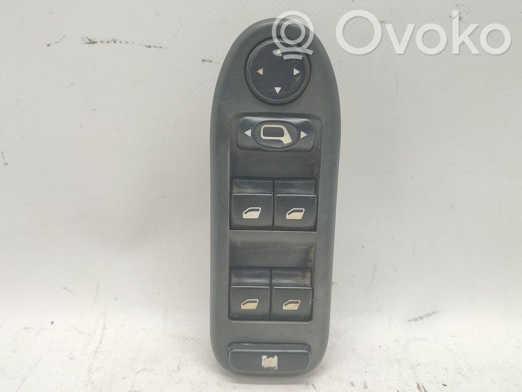 Citroen C5 Electric window control switch 