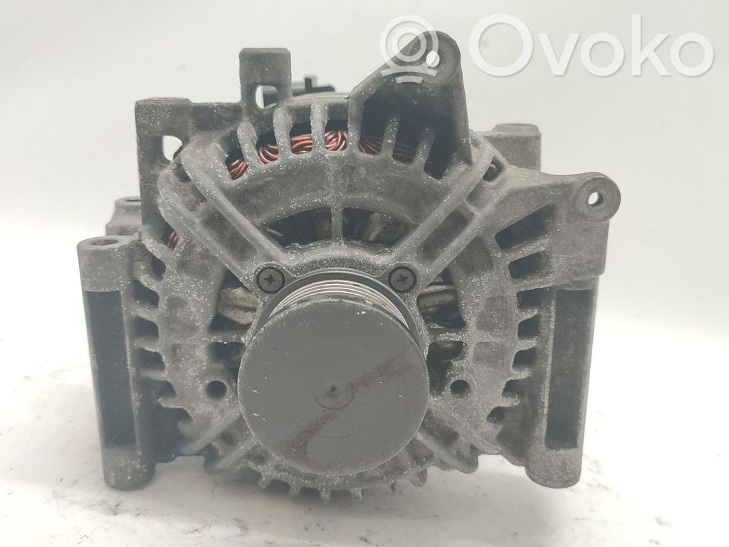 Mercedes-Benz C W203 Alternator 