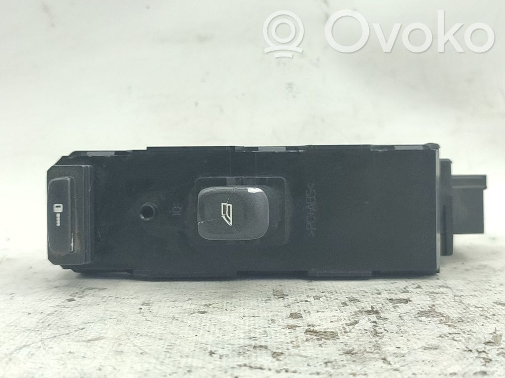 Interruptor del elevalunas eléctrico   30658117,5586N3RUA