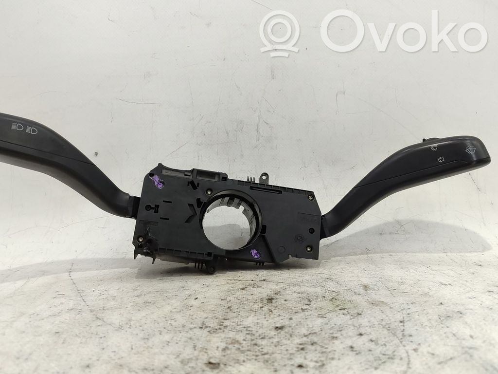 Seat Ibiza III (6L) Interruptor de control multifunción 