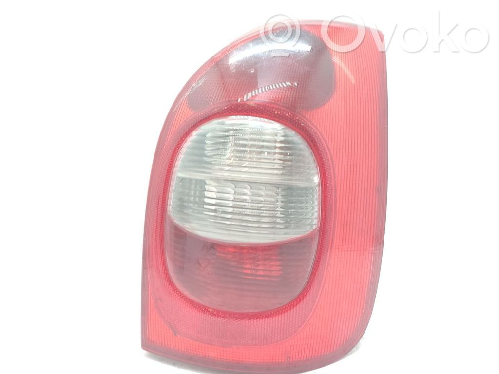 Luci posteriori   6351N0,9631563980