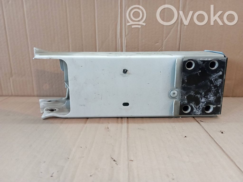 Tesla Model 3 Belka zderzaka przedniego 