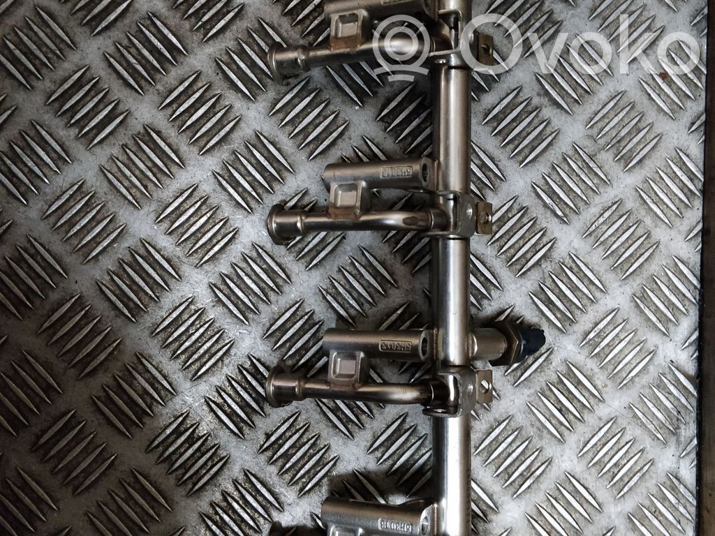 Ford Kuga II Fuel main line pipe 