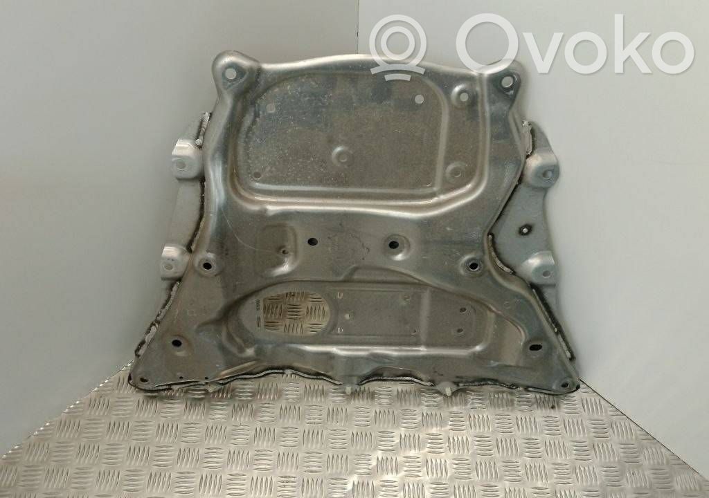 Engine splash shield/under tray   6862071,227230713C,2040701