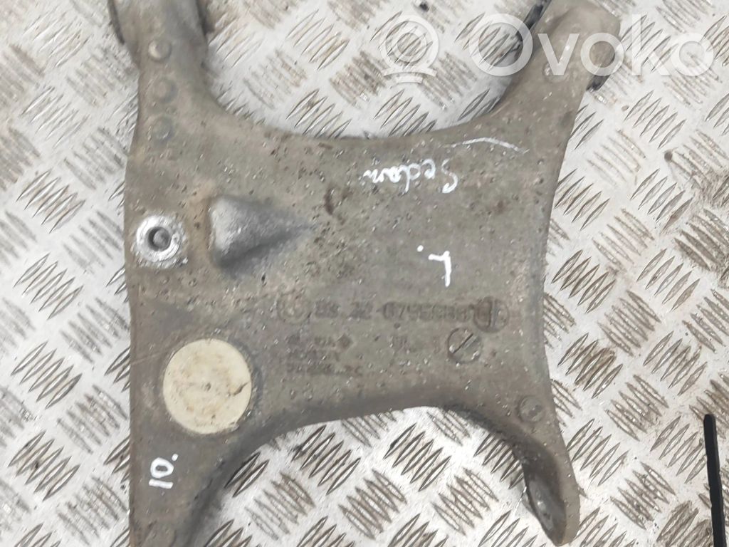 Rear upper control arm/wishbone   6755989