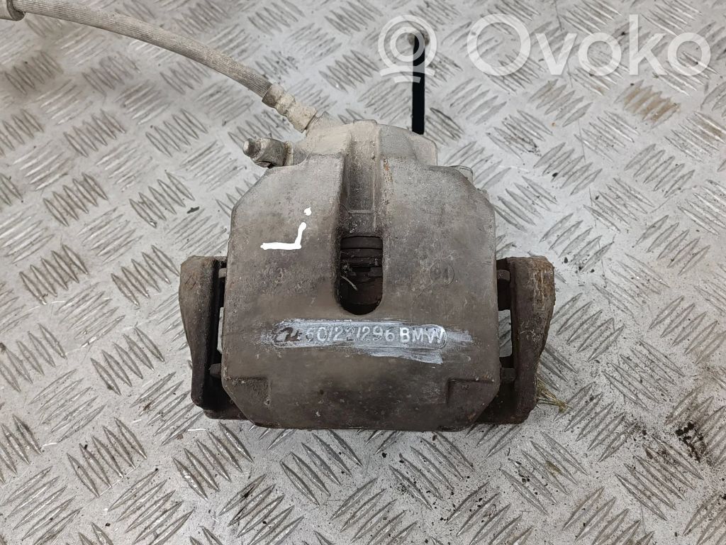 BMW 5 E39 Caliper de freno delantero 