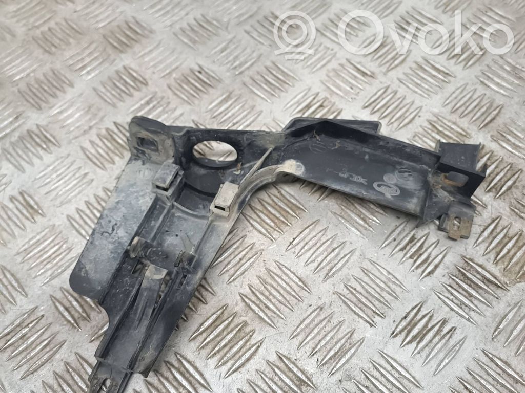 Headlight/headlamp mounting bracket   58201R