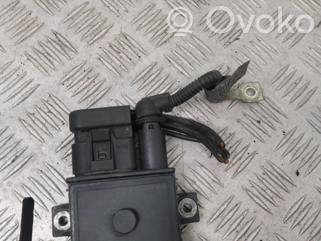 BMW 3 E90 E91 Kvēlsveču relejs 