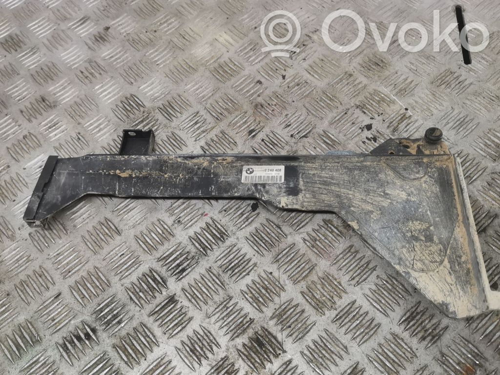 BMW 3 E46 Jäähdyttimen kannatin 