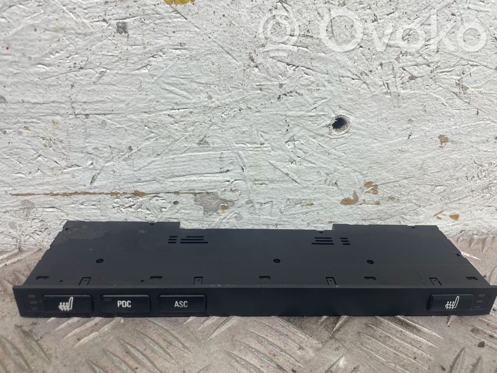 BMW 5 E39 Interruptor de calefacción del asiento 