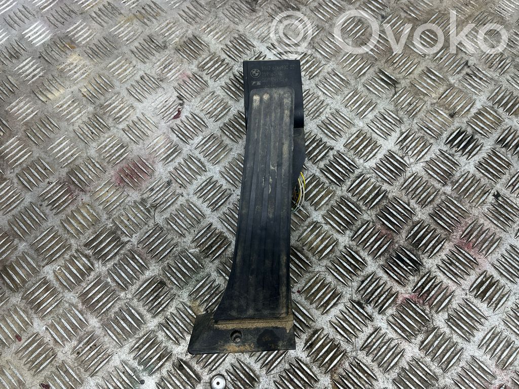 Akceleratoriaus pedalas   25916010,180705,6766930