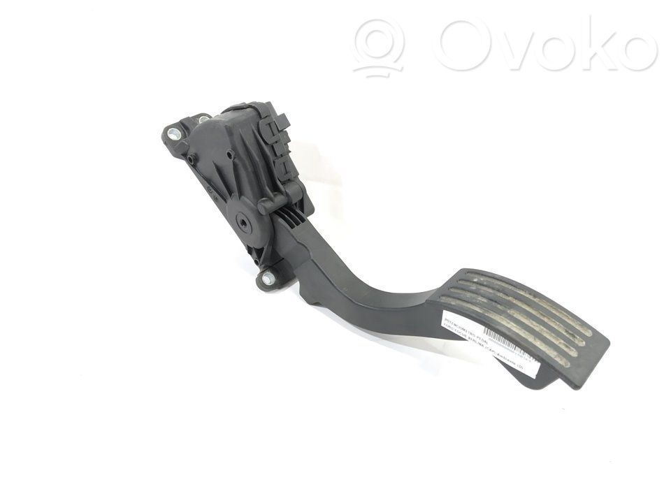 Akceleratoriaus pedalas   4M519F836