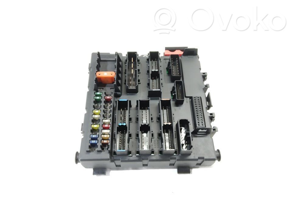 Opel Vectra C Módulo de fusible 