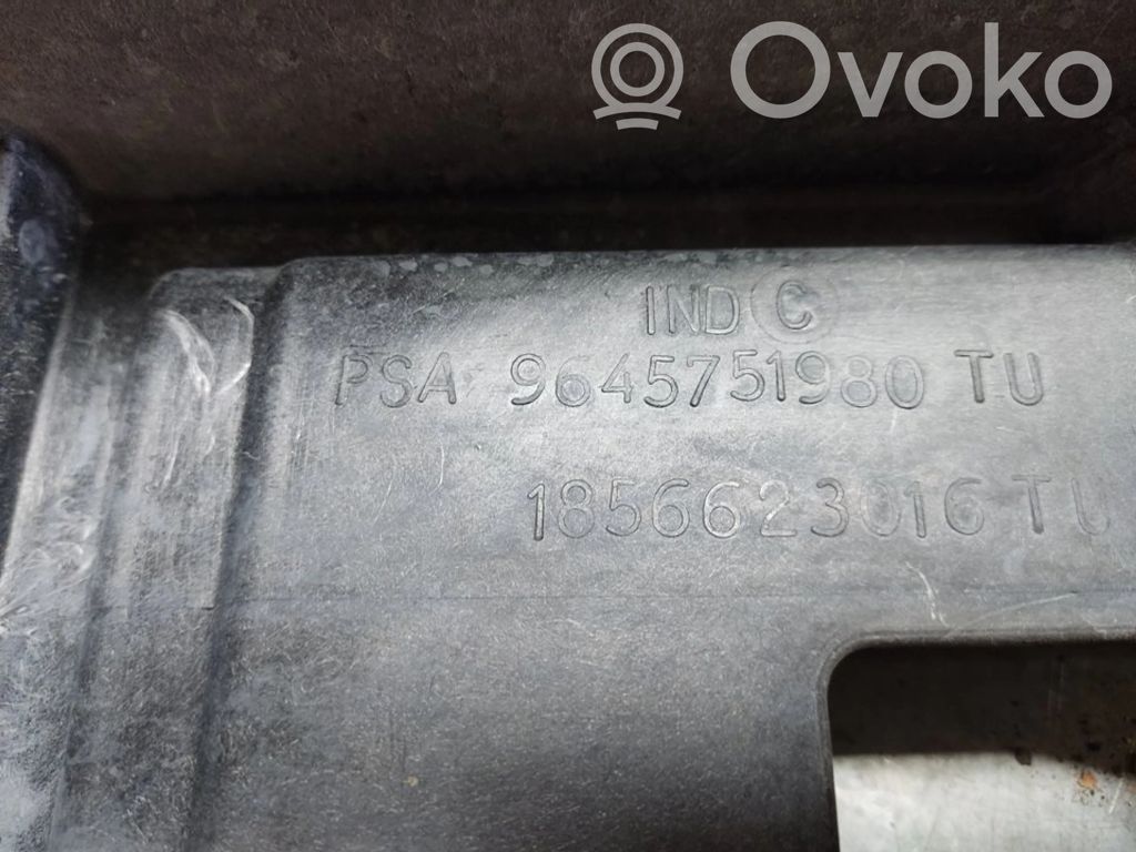 Citroen C3 Radiatoru panelis 