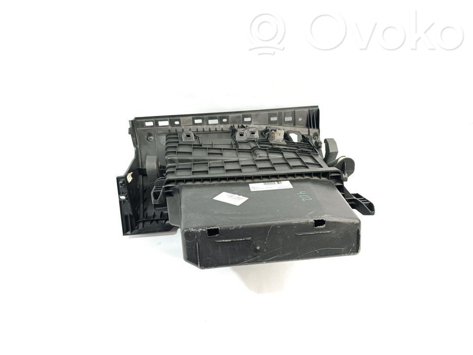 Renault Megane III Handschuhfach 