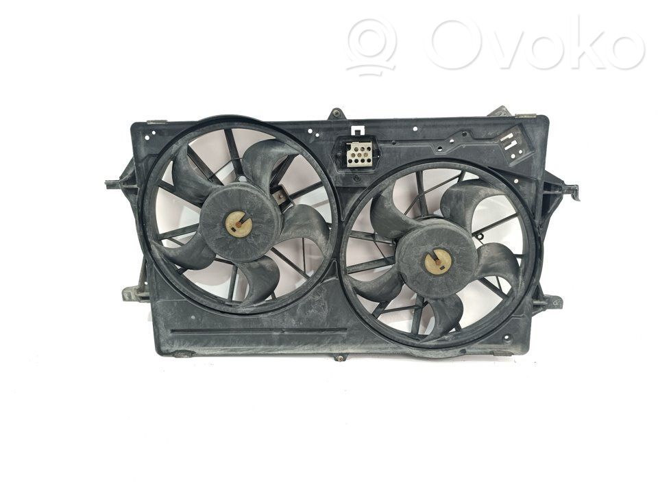 Ford Focus Elektrisks radiatoru ventilators 