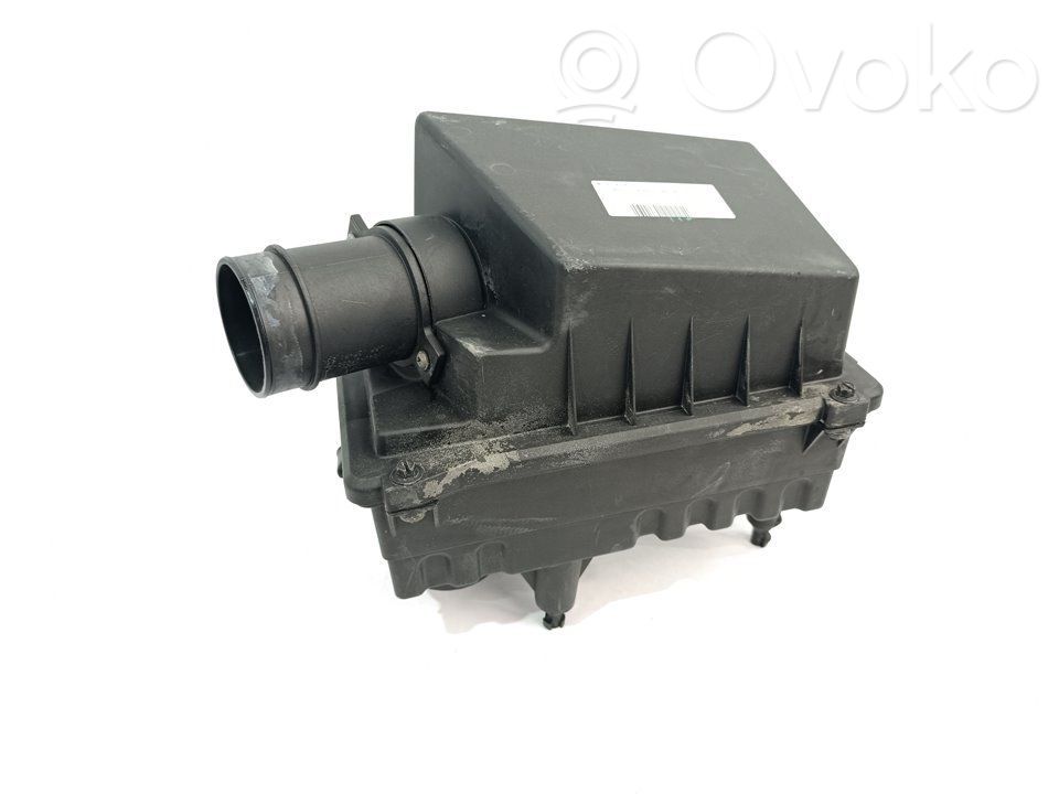 Ford Focus Air filter box 