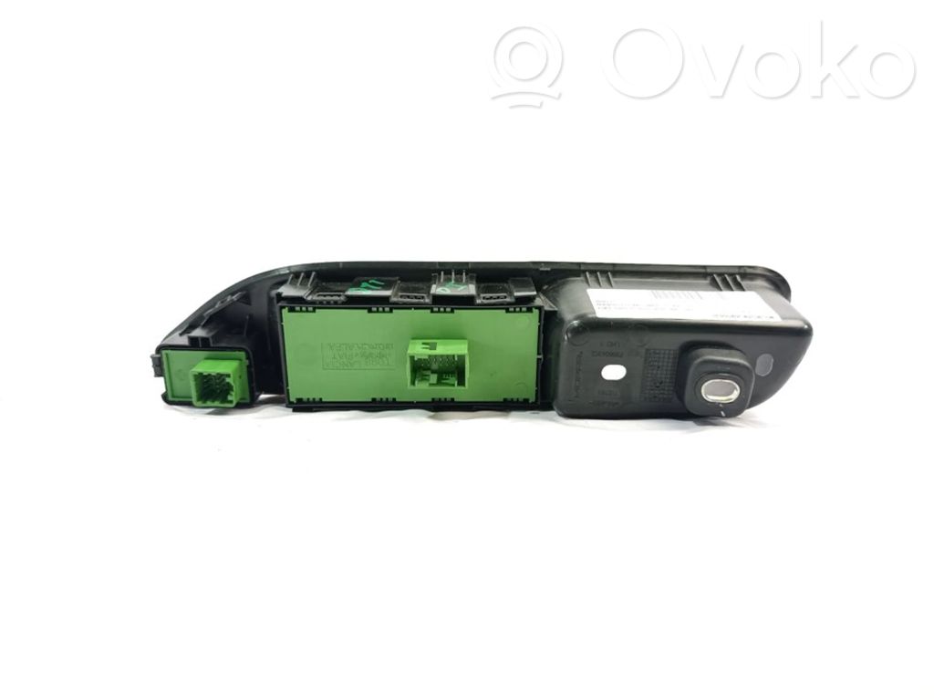 Fiat Tipo Electric window control switch 