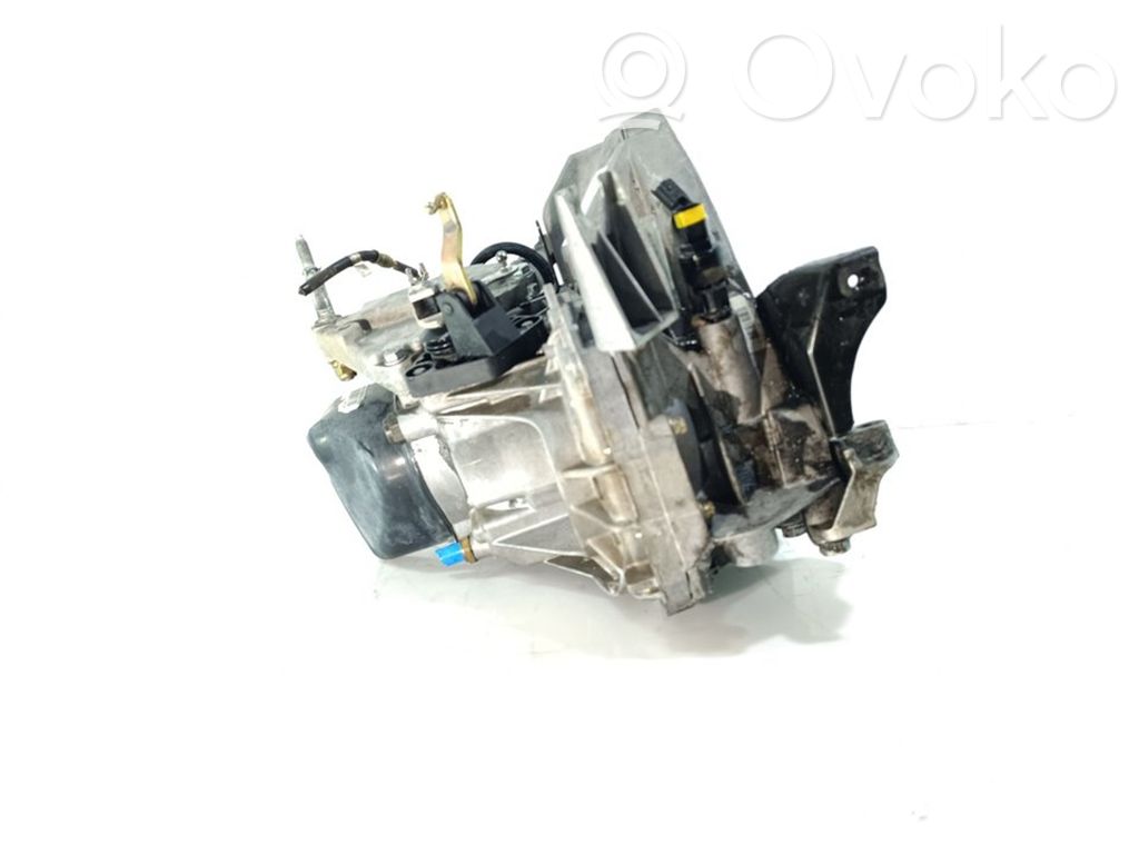 Renault Clio II Manualna 5-biegowa skrzynia biegów 