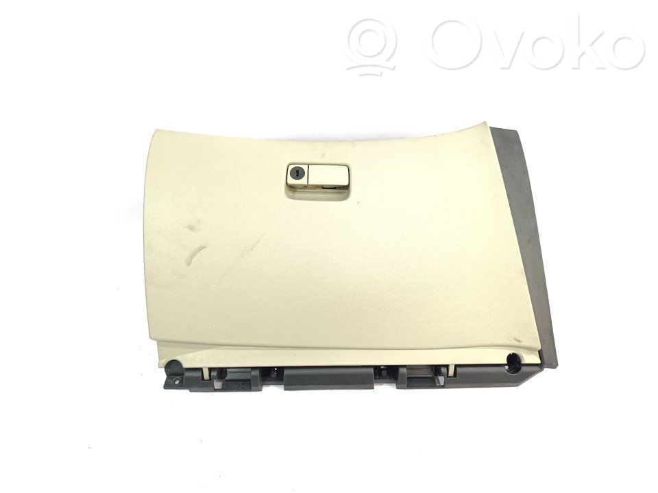 Guantera   68520AV600