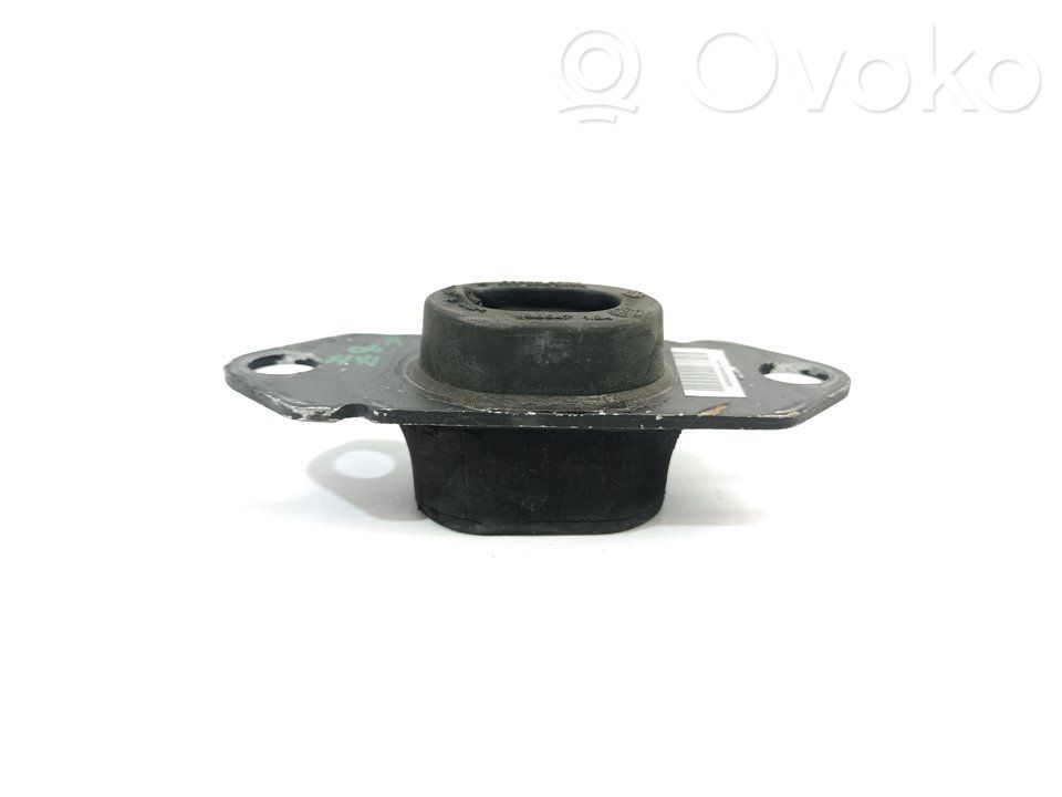 Nissan Micra Engine mount bracket 