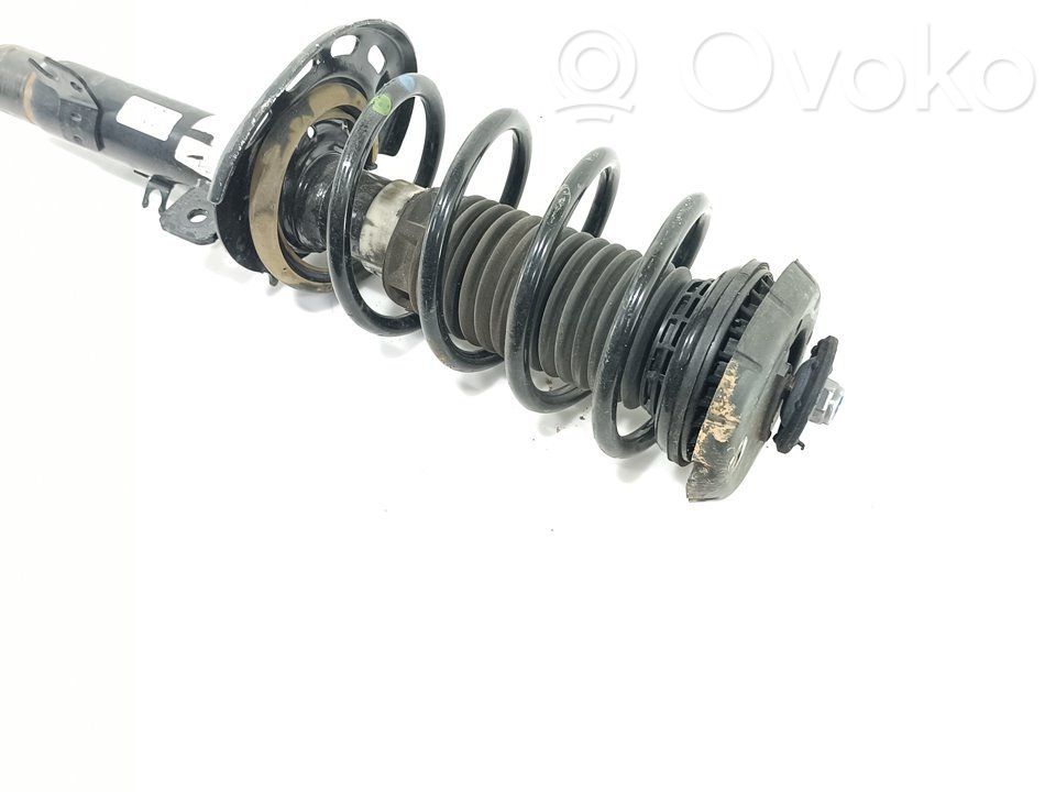 Peugeot 208 II Front shock absorber/damper 