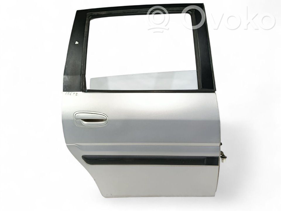 Puerta trasera   7700417020