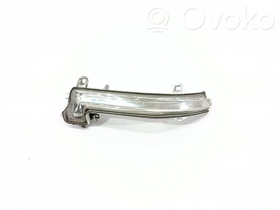 BMW 1 F20 F21 Front door electric wing mirror 