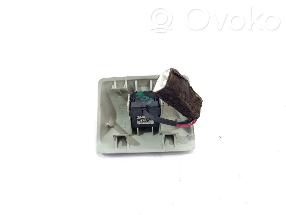 Nissan Qashqai Mikrofoni (bluetooth/puhelin) 