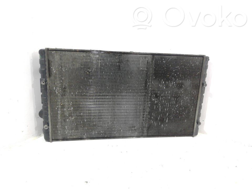 Volkswagen Polo III 6N 6N2 6NF Radiator lichid răcire 