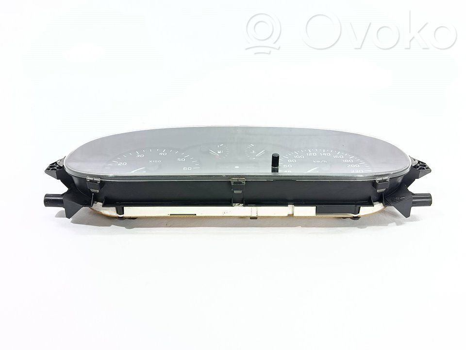 Renault Megane I Speedometer (instrument cluster) 