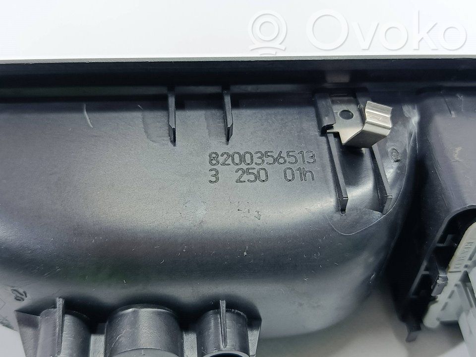 Renault Clio III Electric window control switch 