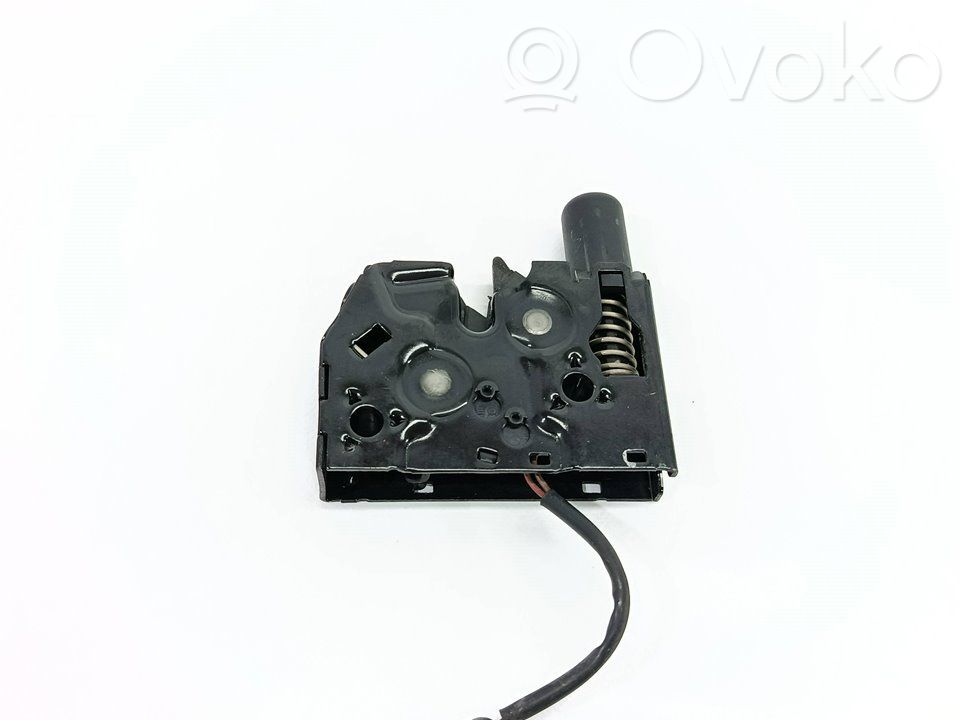 Audi A1 Tie down hook / loop 
