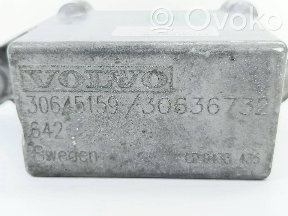 Engine mounting bracket   30645159