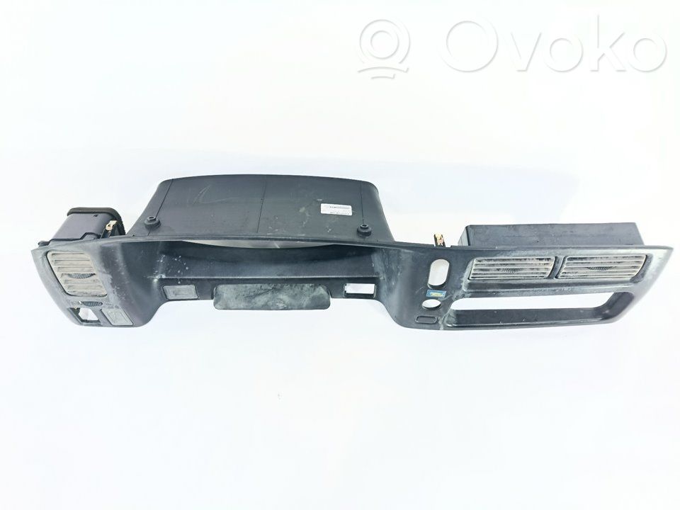 Mitsubishi L200 Moldinga Apdare 