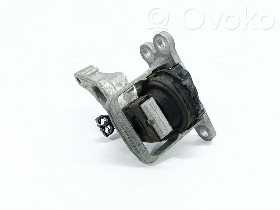 Engine mount bracket   112842617R