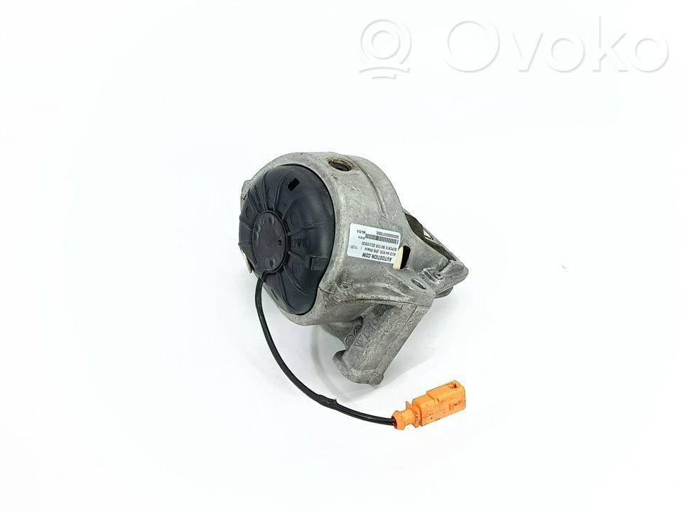 Engine mount bracket   8K0199381