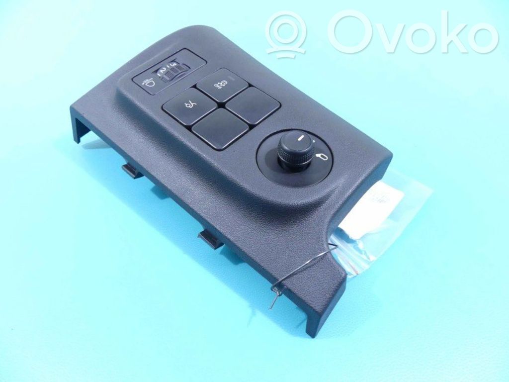 Peugeot 301 Electric window control switch 