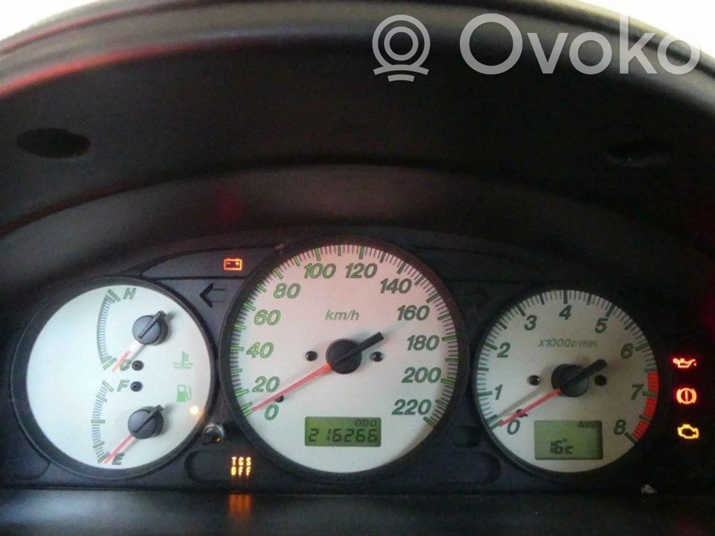 Mazda Premacy Speedometer (instrument cluster) 