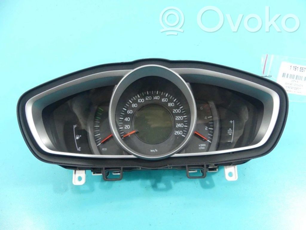 Volvo V40 Speedometer (instrument cluster) 