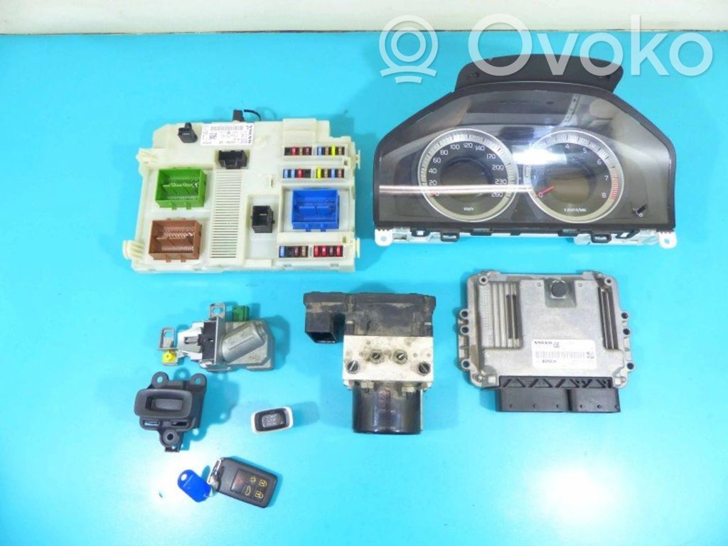 Engine control unit/module ECU   0261S06332,IMPRK1231818,31312683