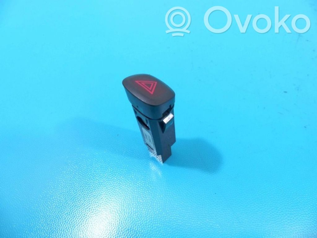 Volvo V40 Botón interruptor de luz de peligro 