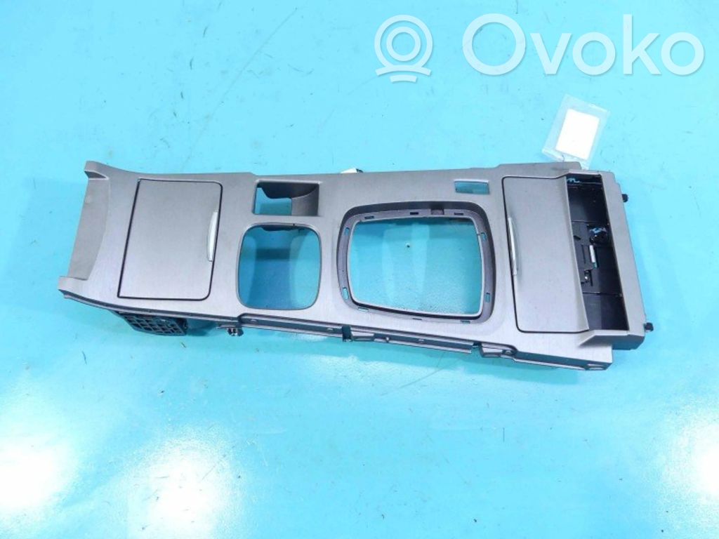 Renault Latitude (L70) Ozdoba tunelu środkowego 