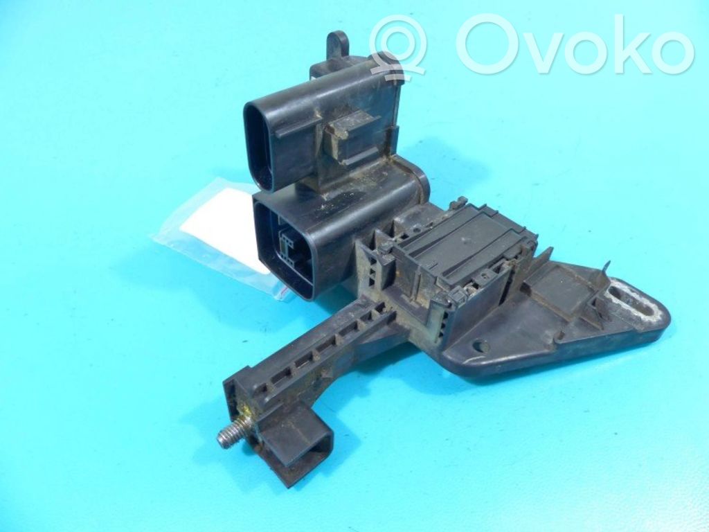 BMW 3 F30 F35 F31 Rozdzielacz / Blok zaworowy zawieszenia pneumatycznego osi tylnej 