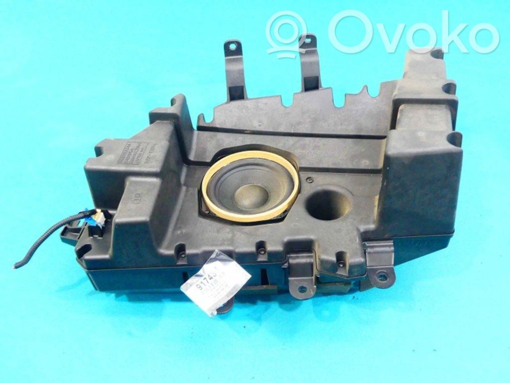 Subaru Tribeca Subwoofer 