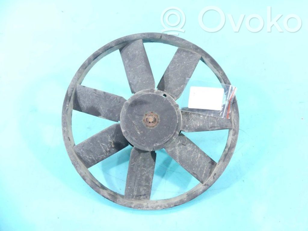 Volkswagen PASSAT B4 Wentylator / Komplet 